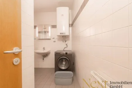 Badezimmer II (KI generiert)