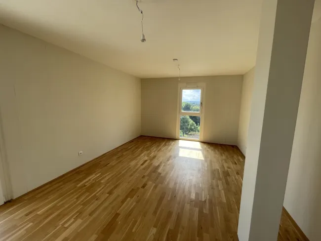 3-Zimmer-Neubau mit Balkon AB SOFORT - Bild