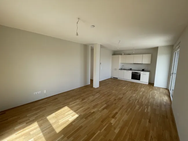 3-Zimmer-Neubau mit Balkon AB SOFORT - Titelbild