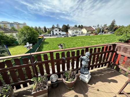 Einfamilienhaus mit viel Freiflächen ab September zur Miete!