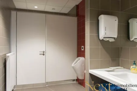 Toilette I