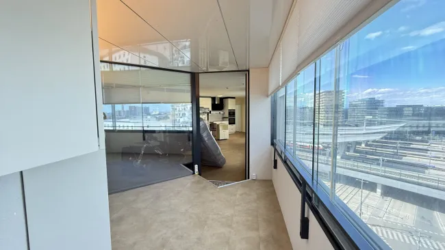 Skytower: 2-Zimmer mit Loggia auf 76 m2 WNFL plus optionaler Stellplatz (derzeit noch vermietet)! - Bild
