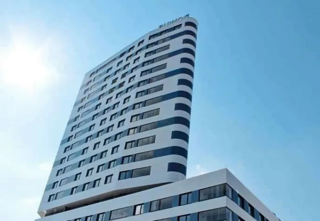 Skytower: 2-Zimmer mit Loggia auf 76 m2 WNFL plus optionaler Stellplatz (derzeit noch vermietet)! - Titelbild