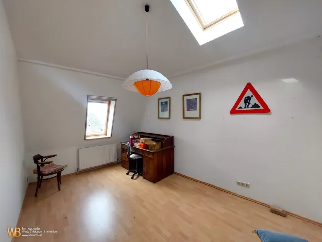 230m² Wohnnutzfläche, 3 Terrassen, 10 Zimmer; Zentrum Neusiedl am See mit Seeblick - Bild