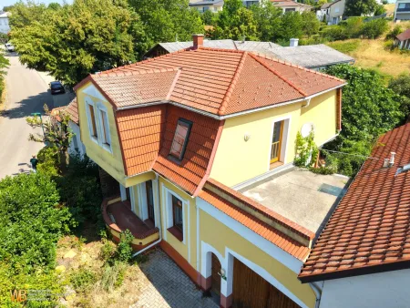 230m² Wohnnutzfläche, 3 Terrassen, 10 Zimmer; Zentrum Neusiedl am See mit Seeblick