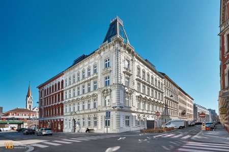 Kein Gas mehr! Top DG Wohnung mit Balkon - 2 großzügige Zimmer, alles auf einer Ebene! Luft-Wasserwärmepumpe, Klima und Photovoltaik!