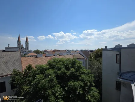 Top DG Wohnung mit Terrasse und Panoramafenstern - 3 Zimmer mit großem Küchen-Essbereich! Kein Gas mehr! Modernste Ausführung! Luft-Wasserwärmepumpe, Klima und Photovoltaik!