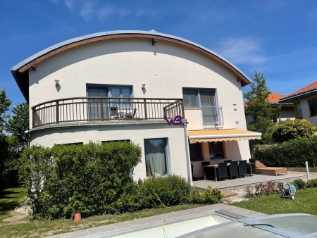 360° Rundgang-Großzügiges Einfamilienhaus mit 360 m² Nutzfläche, Garage und Swimmingpool!