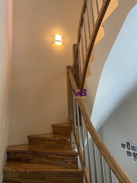 360° Rundgang-Großzügiges Einfamilienhaus mit 360 m² Nutzfläche, Garage und Swimmingpool!