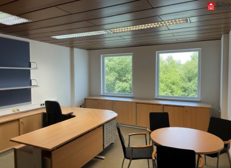 Büro 1 möbliert