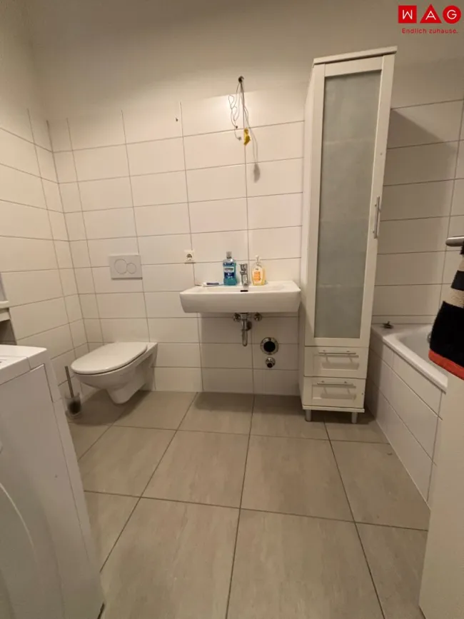Badezimmer mit Badewanne