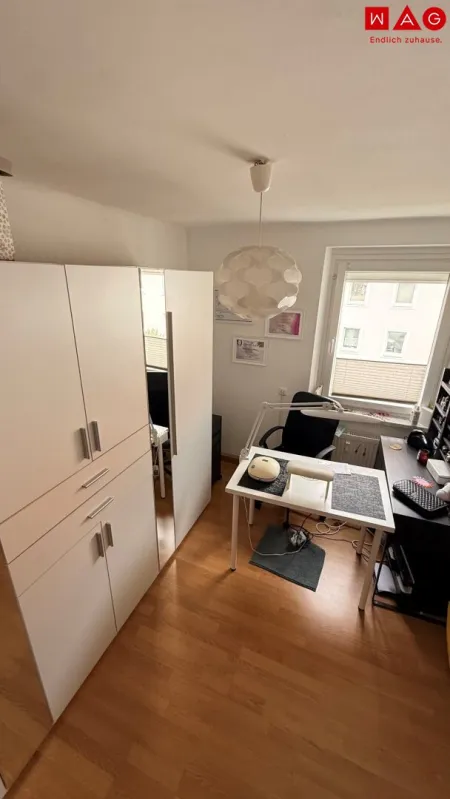Büro/Kinderzimmer/Esszimmer