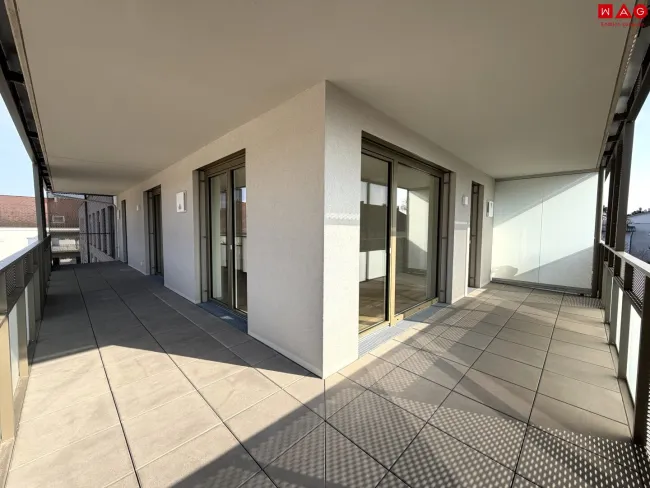 Möblierungsvorschlag Balkon gesamt KI generiert