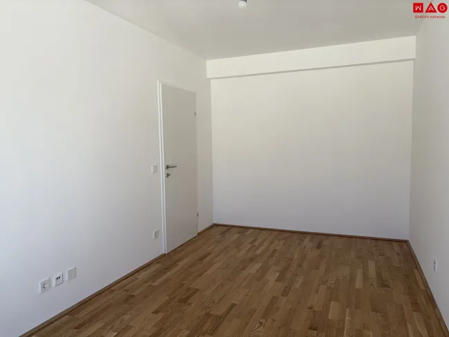 Schlafzimmer Richtung Tür
