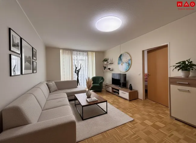 KI generiertes Wohnzimmer