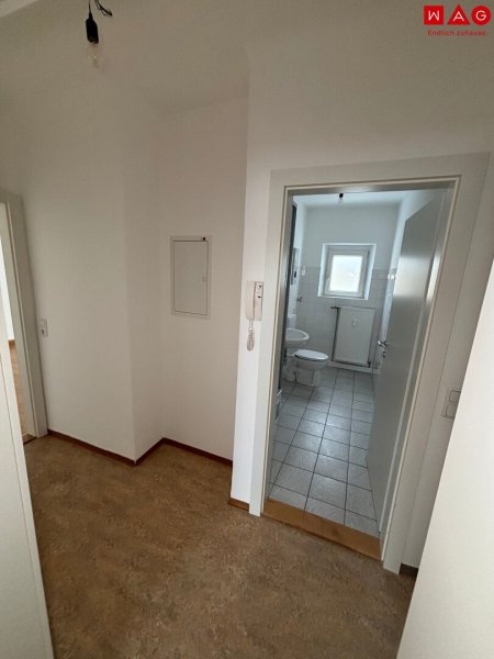 Idyllisches Wohnerlebnis in urbaner Lage steht für Sie bereit! Ruhig und grün gelegen wird Erholung pur geboten - gleichzeitig sorgt die erstklassige Infrastruktur für kurze Wege! Sofort verfügbar!