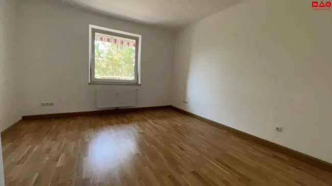 Schlafzimmer (VOR SANIERUNG)