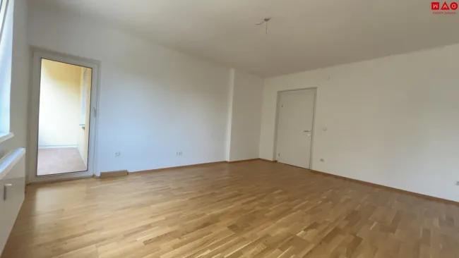 Wohnzimmer (VOR SANIERUNG)