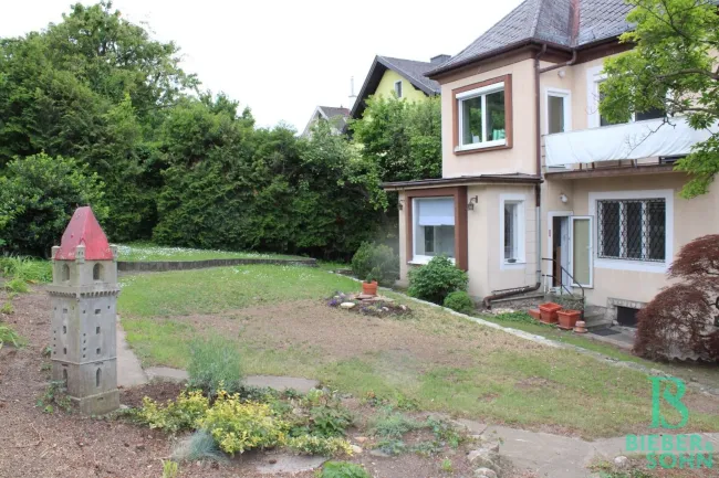Hausansicht - Garten