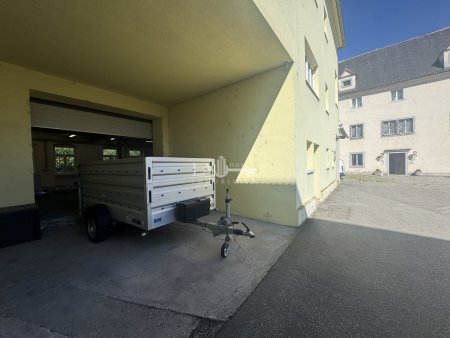 BÜRO UND LAGERFLÄCHE MIT ROLLTOR NÄHE AUTOBAHNABFAHRT ANSFELDEN !