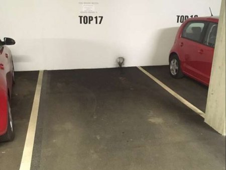 TG-Platz Hall i.T. – ruhig | 2,1 m Höhe | einzeln oder 2x verfügbar