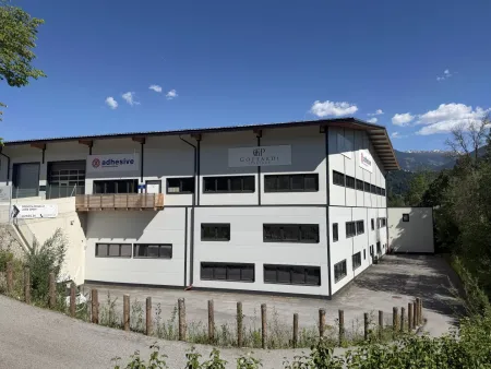 Moderne 910m² freitragende Industriehalle in Terfens, top Ausstattung