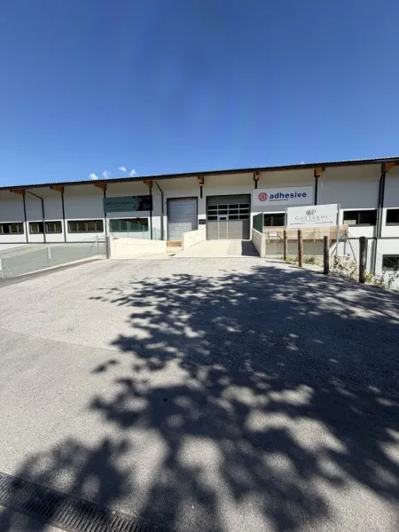 Moderne 910m² freitragende Industriehalle in Terfens, top Ausstattung