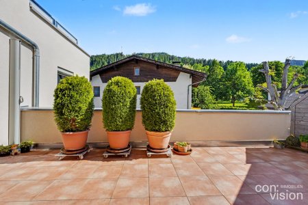 Sonnige 3-Zimmer-Wohnung mit großer Terrasse, 2 Balkonen & Doppelgarage in Volders, Tirol
