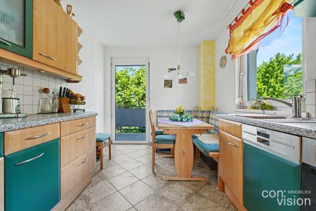 Sonnige 3-Zimmer-Wohnung mit großer Terrasse, 2 Balkonen & Doppelgarage in Volders, Tirol