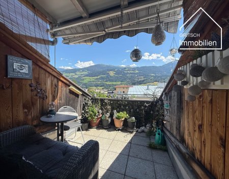 MILS - Charmante 3-Zimmer-Dachgeschosswohnung mit Panoramablick, Balkon & Tiefgaragenplatz