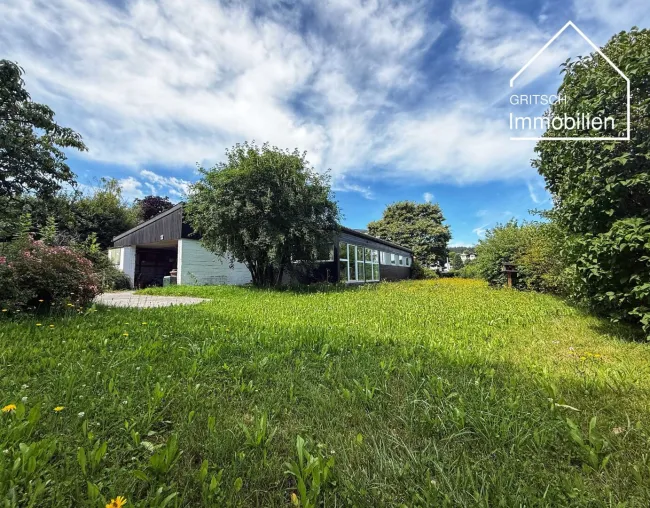 MUTTERS ! Sonniges Baugrundstück in Ruhelage mit Panoramablick - Bild