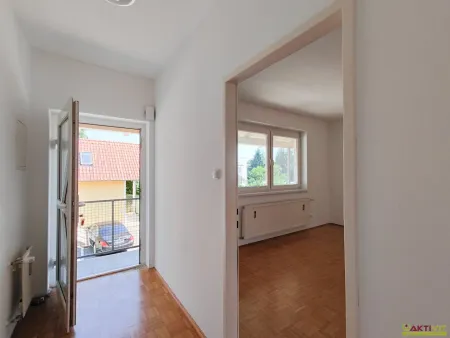 Gepflegte 1-Zimmer-Wohnung mit Balkon und Stellplatz in Graz-Liebenau