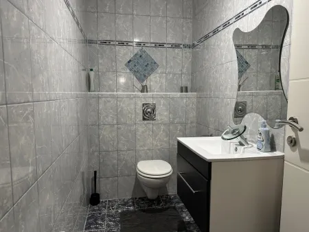 Wohnkeller Badezimmer