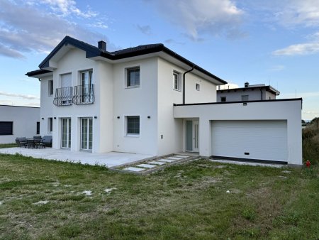 Modernes Einfamilienhaus (BJ 2022) in ruhiger Wohnlage – Perfekt für Familien & Ruhesuchende