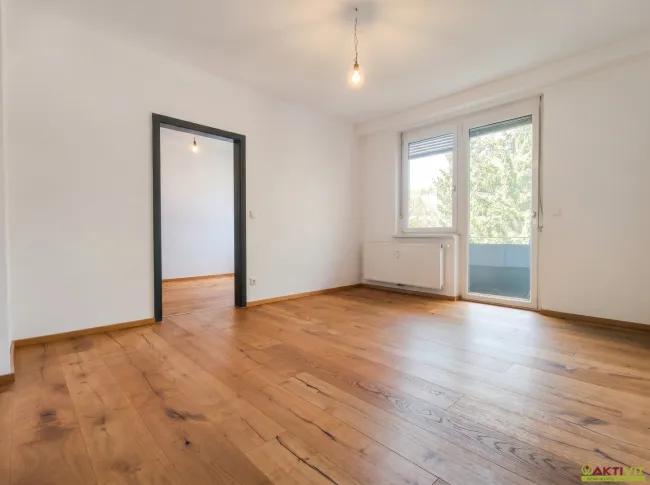 Gepflegte 3-Zimmer-Wohnung mit zwei Balkonen, Garage und Keller in Voitsberg. - Titelbild