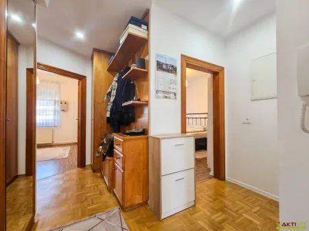 Kernsanierte 2,5-Zimmer-Wohnung mit Loggia und Garage in Graz-Liebenau