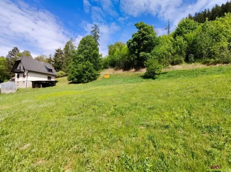 Sonniges Baugrundstück mit rund 1.200 m² und Bergblick im Liesingtal.