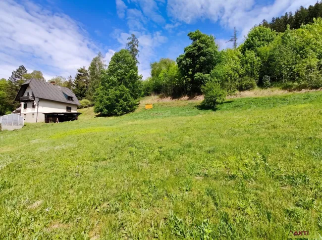 Sonniges Baugrundstück mit rund 1.200 m² und Bergblick im Liesingtal. - Bild