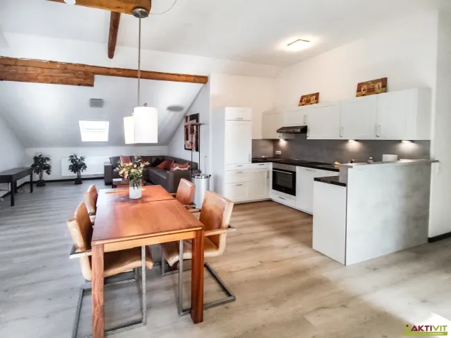 Attraktive Investmentchance: Wohnhaus mit 6 Einheiten in St. Kanzian. - Titelbild