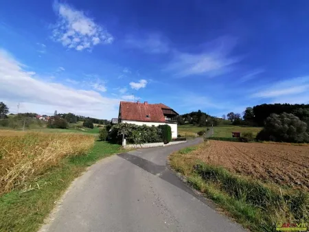 Ehemaliger Gasthof mit großem Potential nahe Feldbach. - Ihr Projekt in der begehrten Süd-Ost-Steiermark.