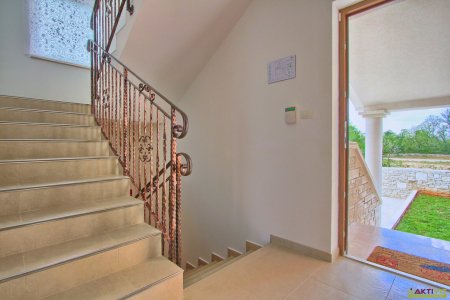 Moderne Villa mit großzügigem Grundstück und exklusiver Ausstattung in Istrien