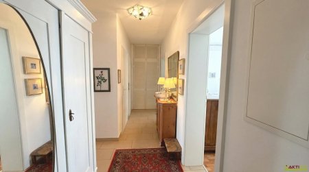 Gepflegte Gartenwohnung mit Terrasse und Garagenplatz in Graz-Wetzelsdorf.
