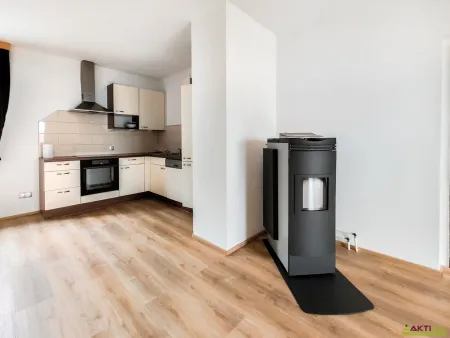 Renoviert & sofort bezugsbereit: Eigentumswohnung in ruhiger Lage.