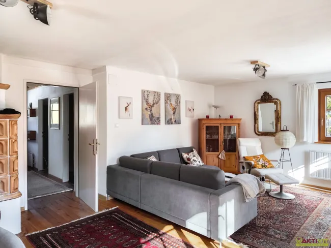 Charmantes Ferienhaus in St. Oswald mit Terrasse, Garten und 6 Zimmern. - Bild