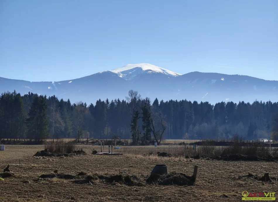 Wohnbau-Grundstücke in sonniger Lage. - Verschiedene Größen ab 670 m². - Ideal für ihr Traumhaus. - Titelbild
