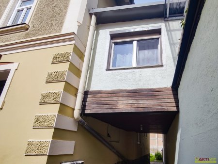 Historisches Stadthaus mit 9 Zimmern und vielseitiger Nutzungsmöglichkeit und Potential.
