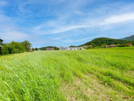 Wohnen im Grünen mit Stadtnähe. - Baugrundstücke in Weinitzen, nur 5 Min. nach Graz.