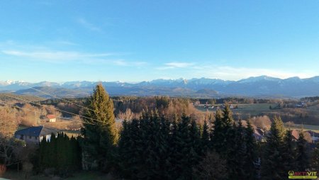 Wohnbau-Grund am Köstenberg. - Naturnahe Aussichtslage nahe dem Wörthersee.