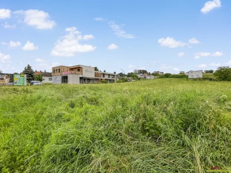 Oberpullendorf: 2.172 m² Bauland in zentraler Lage – vielseitig nutzbar.