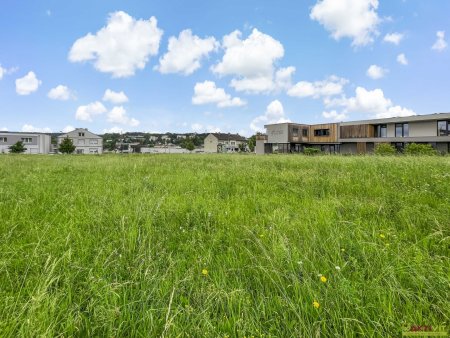 Oberpullendorf: 2.172 m² Bauland in zentraler Lage – vielseitig nutzbar.